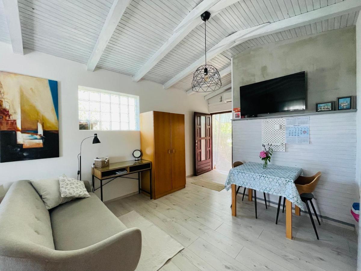 Pasiflora Studio Novigrad  Luaran gambar
